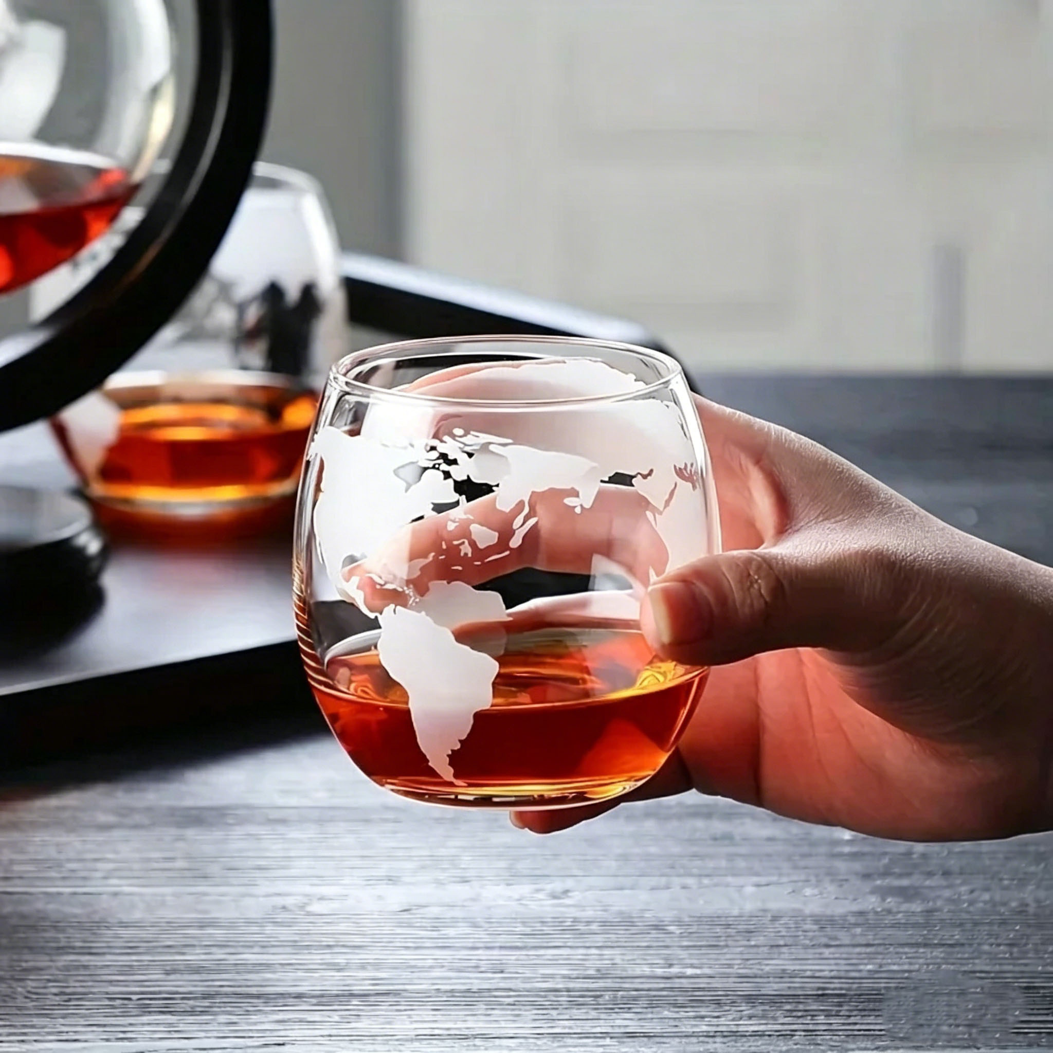 Globe Whiskey Decanter Set Lea - Decanter Globe Set 评论和价格