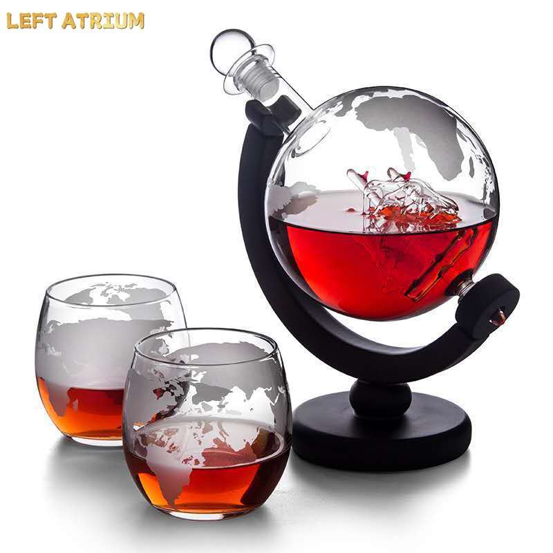 Glass globe shaped decanter, w - Decanter Globe Set 评论和价格